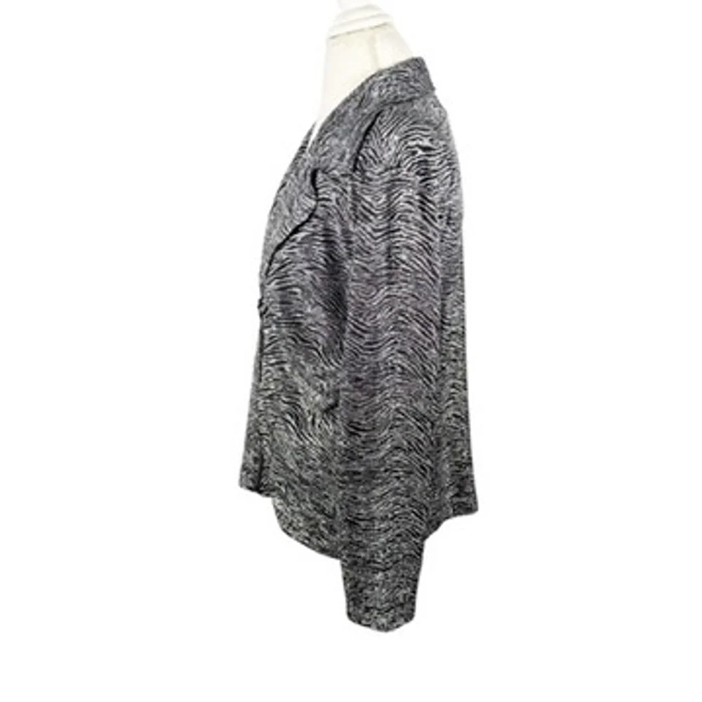 Chicos Black Silver Animal Print Moto Blazer Jacket Artsy Womens size 3 = XL